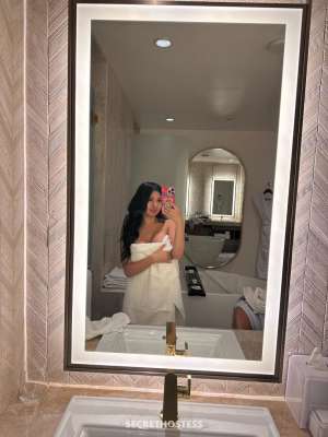 25 year old Escort in Ottawa Strella