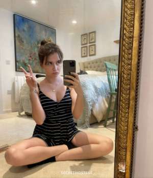 27 year old Escort in Belgrade Cécile