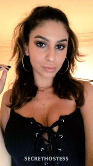 28 year old Escort in Kaunas Merwine