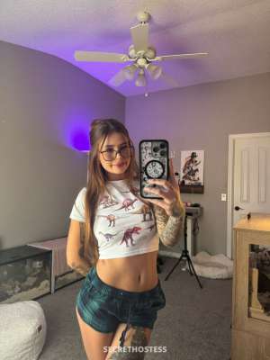 28 year old Escort in Naples Polonais Hounou