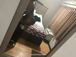 Back In Town Small patique funsized Lil 28 year old Escort in Staten Island NY