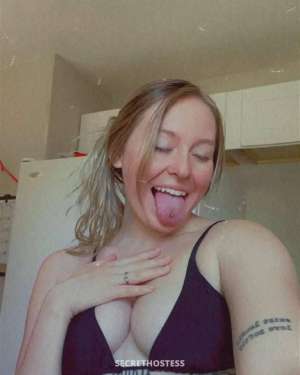 Desson 29 year old Escort in Essen