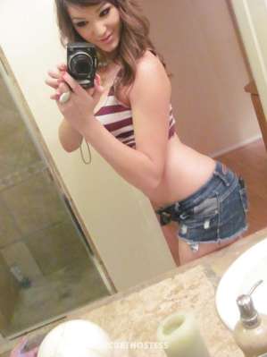 30 year old Escort in Ottawa Ellie Lucy