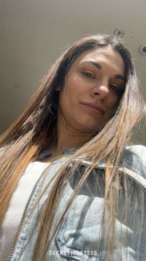 37 year old American Escort in Long Island NY unfortunately there has been an issue with the sale i am 