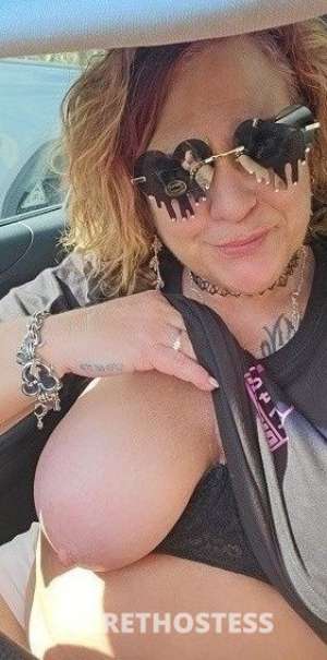 Step Mom Magic 37 In Out Carfun Ready Snap for Fast Reply 37 year old Escort in Erie PA