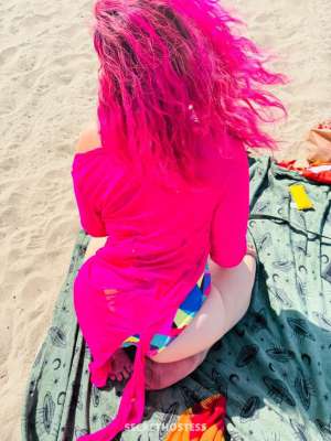 Short &amp; Stacked Like Hotcakes 39 year old Escort in San Fernando Valley CA