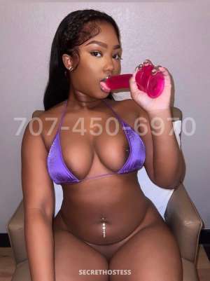 ⭐Slim Thick French Creole 24 year old Escort in Green Bay WI