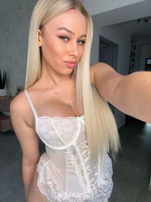 25 year old Escort in Stuttgart Cassandra