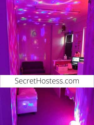 Escort Oxley Image - 13