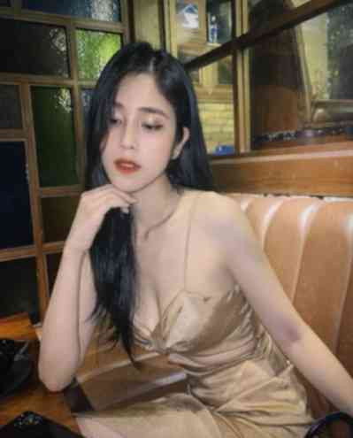 24 year old Vietnamese Escort in Genting Genting Escort Mina