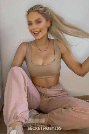 25 year old Escort in Munich Nelly