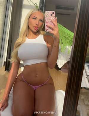 26 year old Escort in Budapest Evelyn Fun