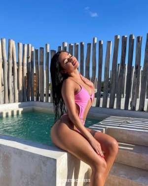 30 year old Escort in Lyon Sachaa