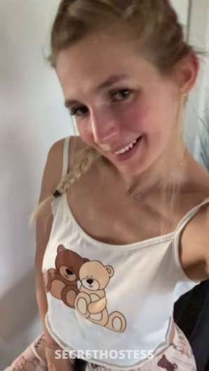 31 year old Escort in Marseille Estrella service