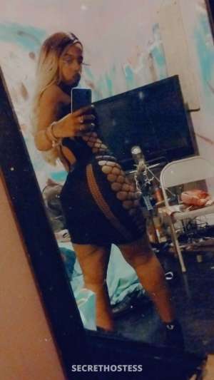 Come take a dive in this beautiful ocean I m in the 34 year old Escort in Southern Maryland DC