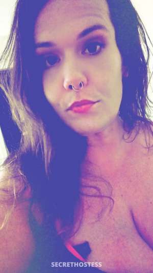 35 year old Escort in Augusta GA curvy hot brunette ready to drain you dry