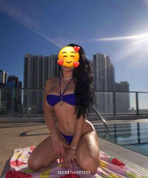 I'm available for Incall, outcall 25 year old Escort in Janesville WI