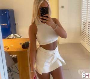 22Yrs Old Escort Hertfordshire Image - 3