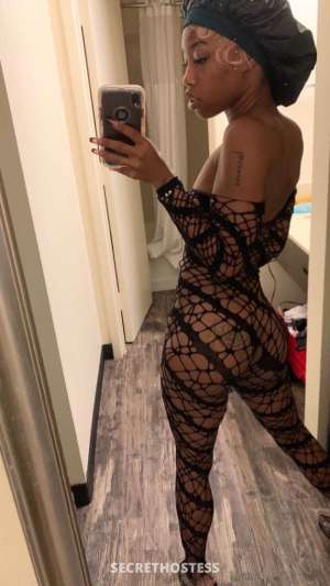 22 year old Mexican Escort in Atlanta GA SLIM PETITE 5'0 😍ALL NATURAL 🍑Pretty Babe 