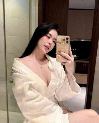 27 year old Vietnamese Escort in Kl Sentral Kl Sentral Escort Eva
