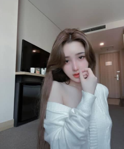 23 year old Vietnamese Escort in Kl Sentral Kl Sentral Escort Cafi