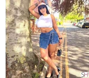 25 year old African Escort in Lincoln Hi I’m here for a fabulous time and meet fabulous people, 