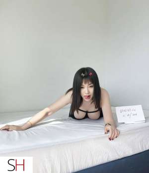 Super horny girl first time landing in Kelowna 25 year old Escort in Kelowna
