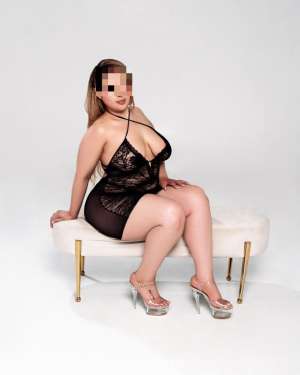Your dream girl paris 26 year old Escort in North Jersey NJ