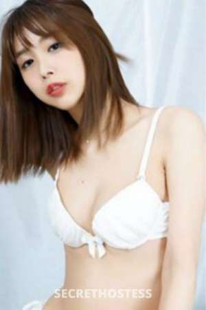 28 year old Malaysian Escort in Kuantan Monica