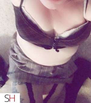 Bored tonight call me up 35 year old Escort in Winnipeg