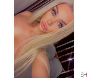 23 year old European Escort in South Yorkshire 🎉Party Sabrina🎉 STUNNING☎️INCALL AND OUTCALL, 
