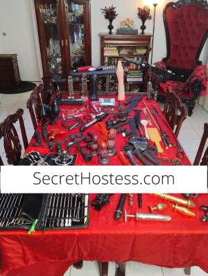 40 year old Australian Escort in Sophie de Sade