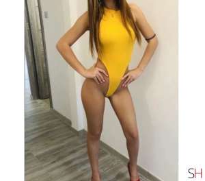 ***NEW***IN***TOWN***BEST***SERVICE***INCALL***OUTCALL, 24 year old Escort in Stoke-on-Trent
