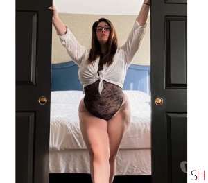 40 year old Latino Escort in Glasgow 💯Laura MILF best party girl in town💯, Independent