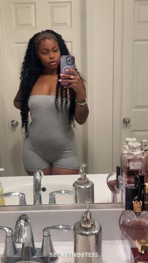 Mia 25Yrs Old Escort Image - 6