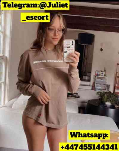 26 year old Escort in Gloucester Am available for hookup