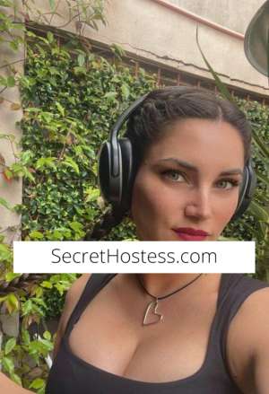 20Yrs Old Escort Size 8 Image - 5