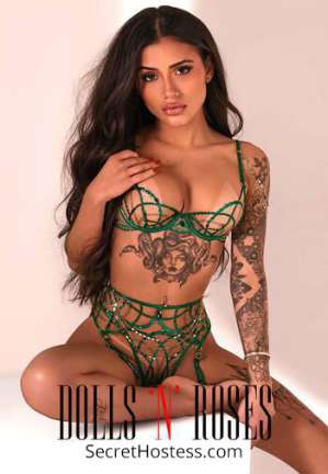 24 year old Escort in London Catriona, Dolls and Roses Agency