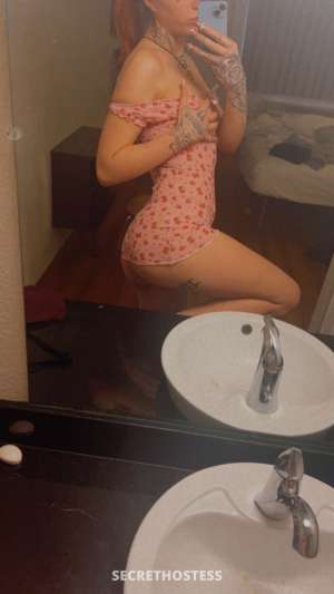 22 year old Escort in Cincinnati OH sexy red head