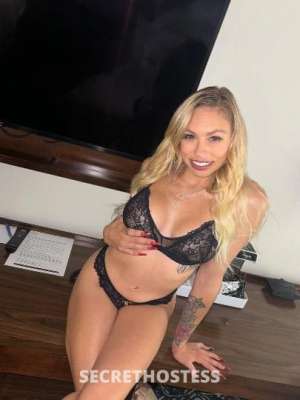 sexy lil blonde 27 year old Escort in Minot ND