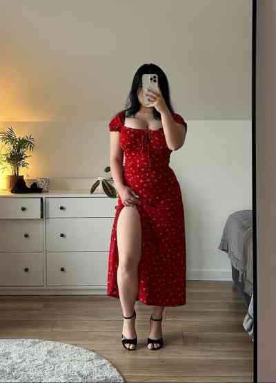 25 year old Escort in Sharjah Message me on telegram @Marry333p
