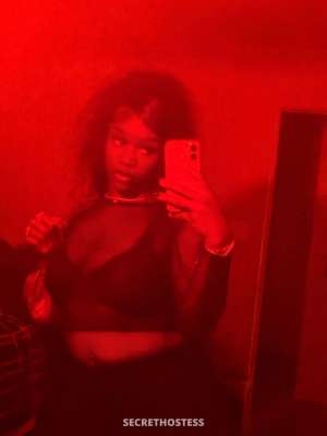 come money ready 21 year old Escort in Flint MI