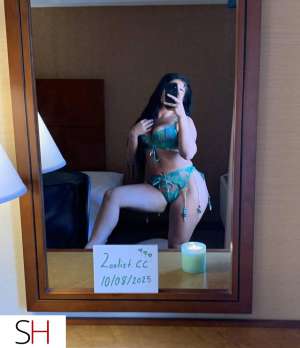 𝑺𝑬𝑿𝒀 BROWN t i g h t &amp; j u i c y no rush 21 year old Escort in Richmond Hill
