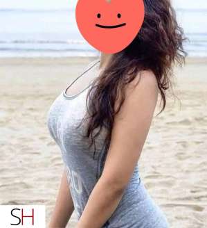 22 year old Indian Escort in Mississauga Best Pakistani and Indian mix providing top class service