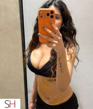 PUNJABI GIRL WITH TIGHT PUSSY available 23 year old Escort in Brampton