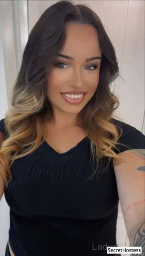 Escort model Mercedes Dior, Long Island 23 year old Escort in Long Island NY