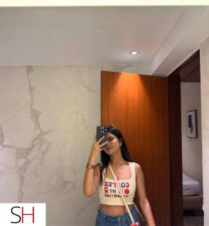 23 year old Escort in City of Halifax Shivani punjabi girl available for services