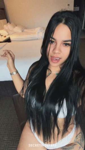 Elizabet cubanita 24 year old Escort in Omaha NE