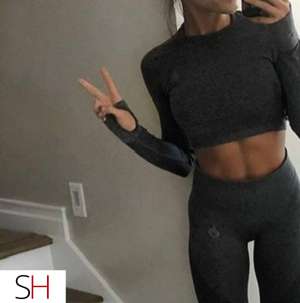 29 year old Caucasian Escort in White Rock Hot brunettewhite rock outcalls