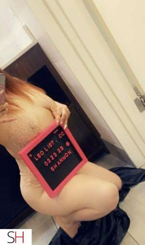 40 year old Caucasian Escort in Vaughan highly addictive mature &amp; sexy Taylor